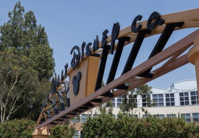 Disney despide a cerca de trescientos empleados y ofrece un retiro anticipado a ejecutivos