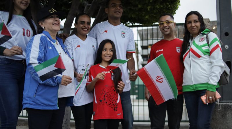 Irán acusa a EE.UU. de revocar las entradas para los aficionados iraníes en el Mundial