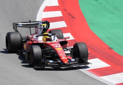 Hamilton gana en Montmeló y logra su primer triunfo con Ferrari