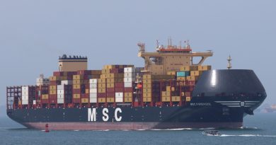 El Canal de Panamá reduce el calado para buques neopanamax a causa de El Niño