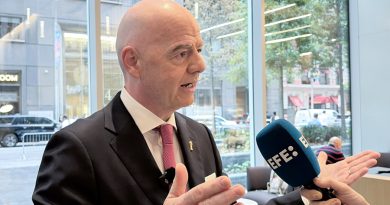 Infantino defiende las pausas de hidratación: «Son iguales para todos»