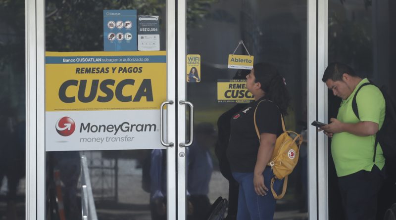Las remesas, una importante ayuda para las familias en Centroamérica no siempre valorada