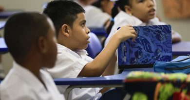 Primer trimestre del año escolar cierra entre improvisación, falta de docentes y carencias de recursos