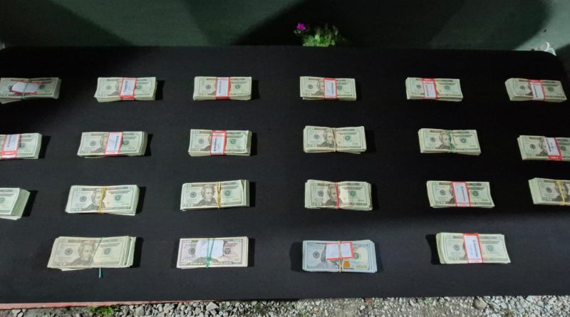 Tras un allanamiento, SENAFRONT decomisa más de 53 mil dólares