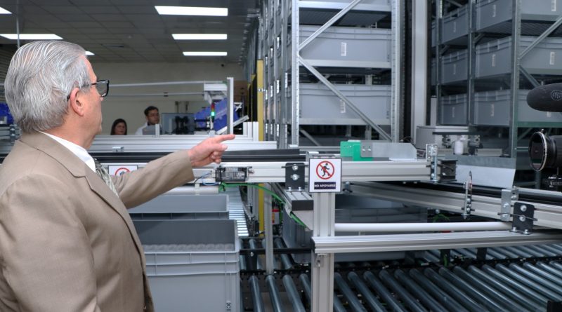Hospital Santo Tomás inaugura moderna farmacia robótica con capacidad para procesar 2 mil dosis por hora