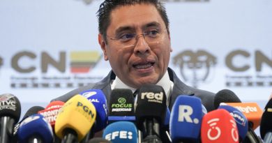 La autoridad electoral colombiana elude dar una fecha para declarar al presidente electo