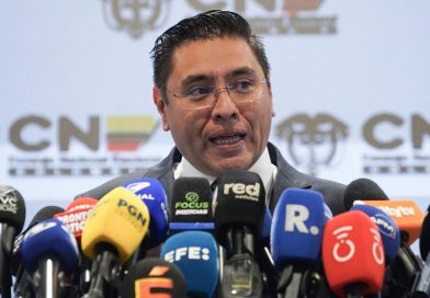 La autoridad electoral colombiana elude dar una fecha para declarar al presidente electo