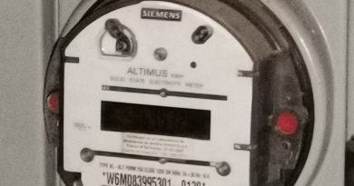 Panameños seguirán pagando electricidad cara si no se reforma el sistema, advierte expresidente de la Spia