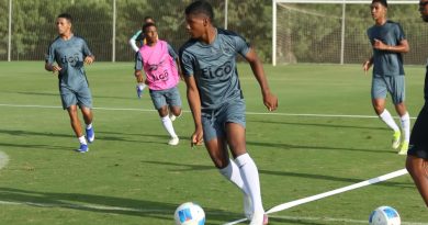 Sub-17 de Panamá completa entrenamiento previo a enfrentar al CF Tortosa Ebre
